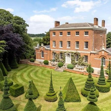 Cressy Hall - Historic Grade II Listed Manor, Gorgeous Topiary Garden Gosberton Ngoại thất bức ảnh