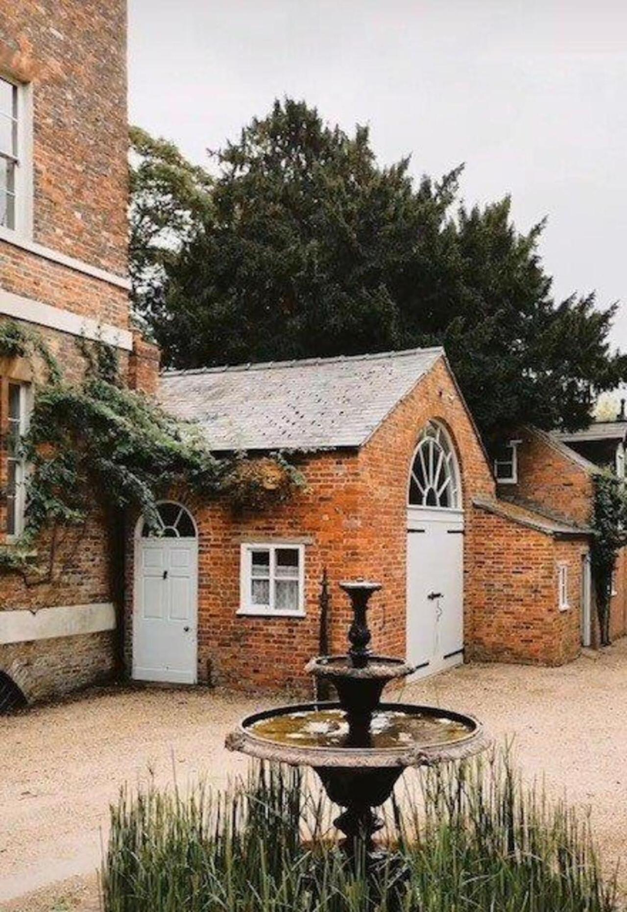 Cressy Hall - Historic Grade II Listed Manor, Gorgeous Topiary Garden Gosberton Ngoại thất bức ảnh
