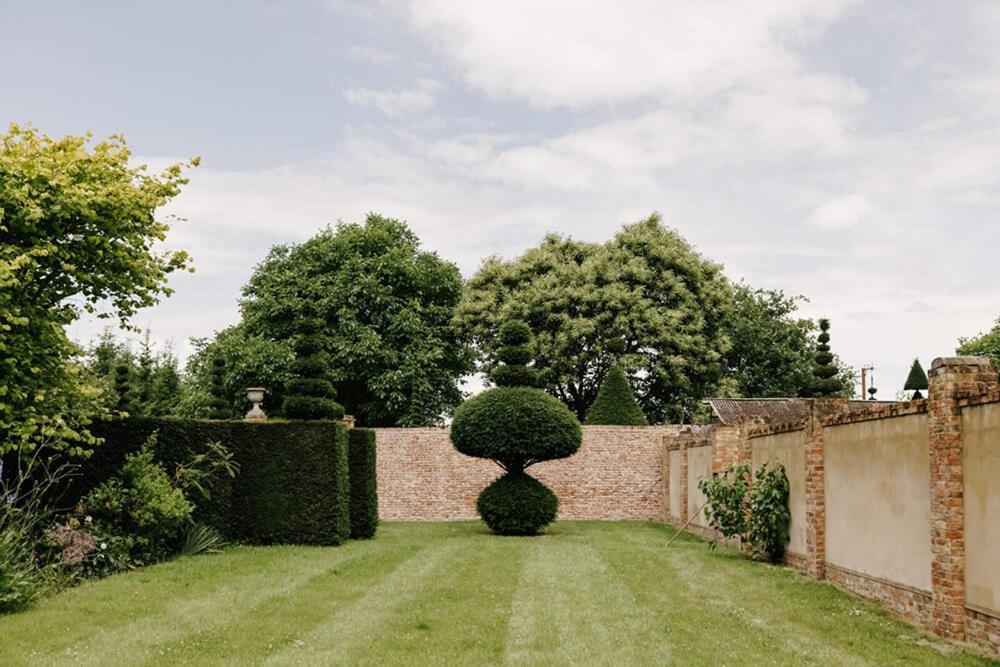 Cressy Hall - Historic Grade II Listed Manor, Gorgeous Topiary Garden Gosberton Ngoại thất bức ảnh